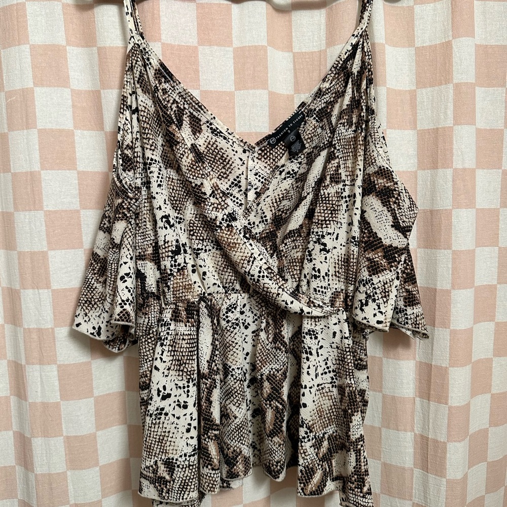 Fashion to Figure Cold Shoulder Snake Print Top